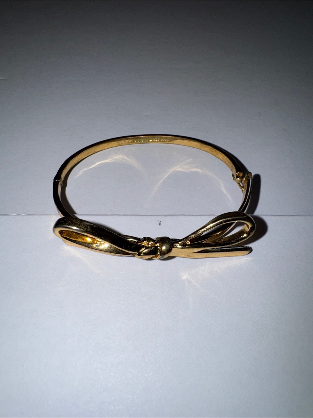 kate spade Gold Bow Bracelet - Picture 3 of 6